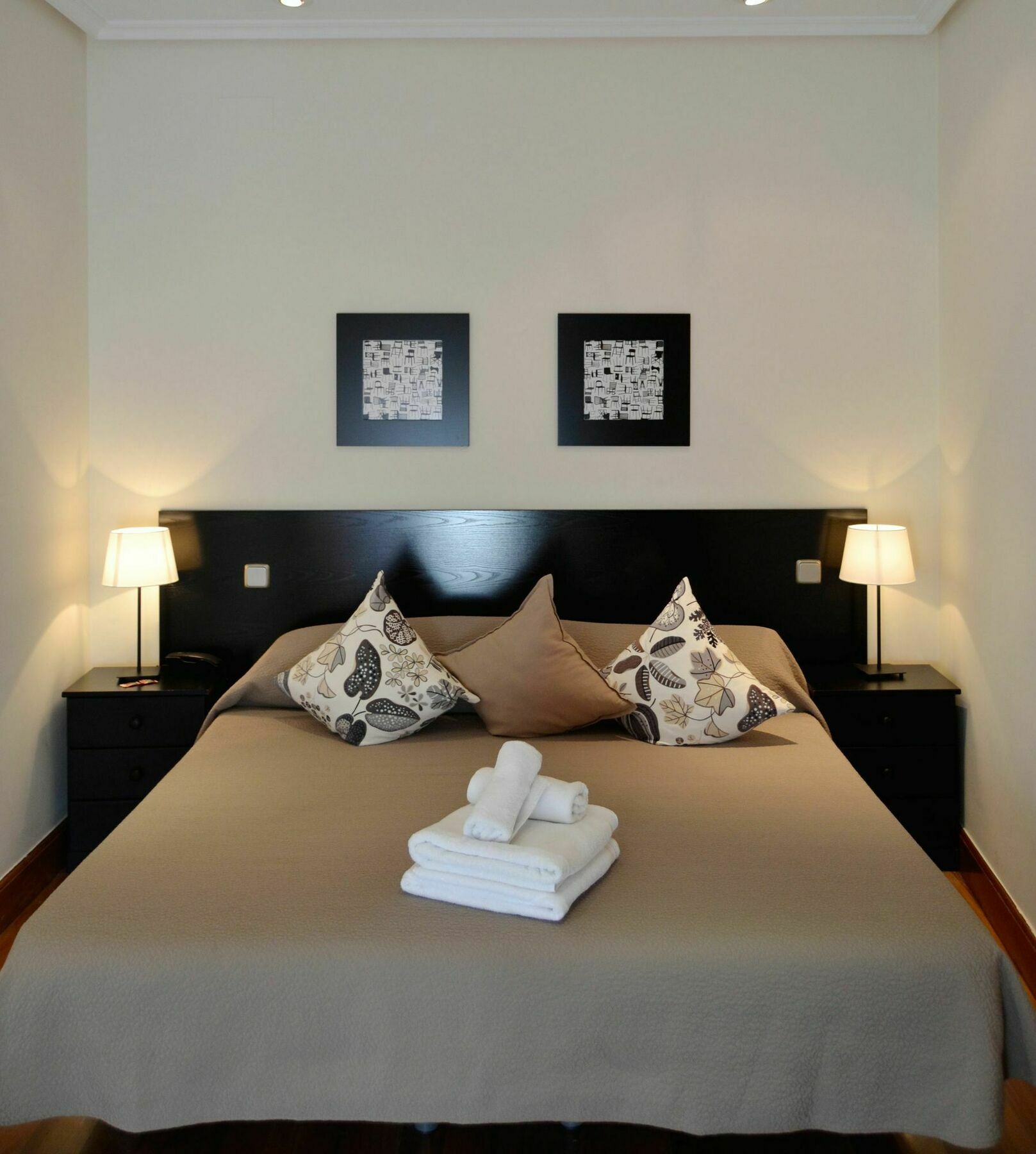 New Point Madrid Apartments Екстер'єр фото