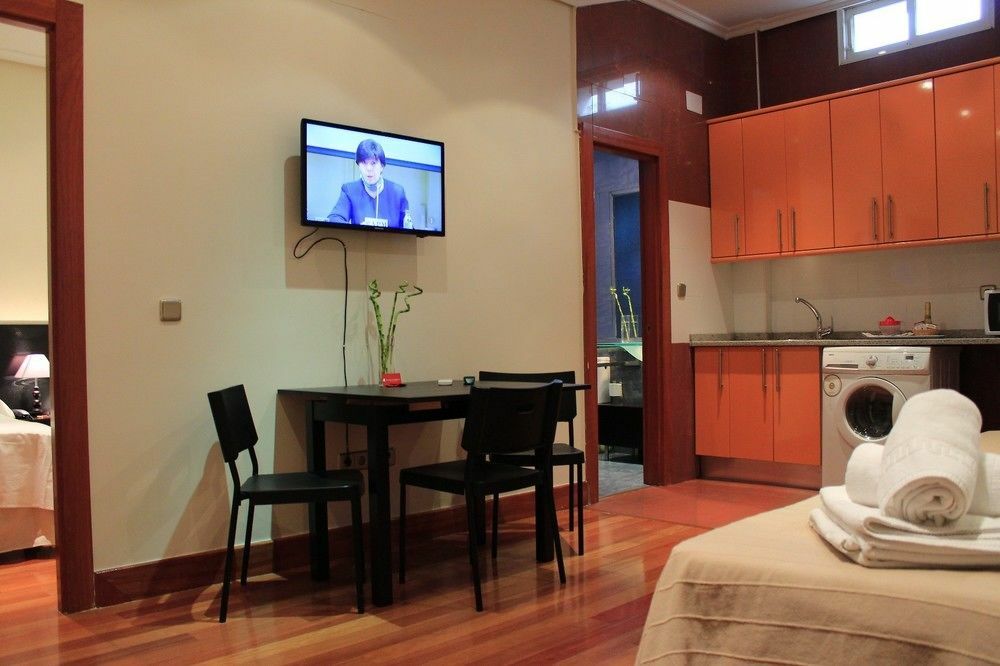 New Point Madrid Apartments Екстер'єр фото