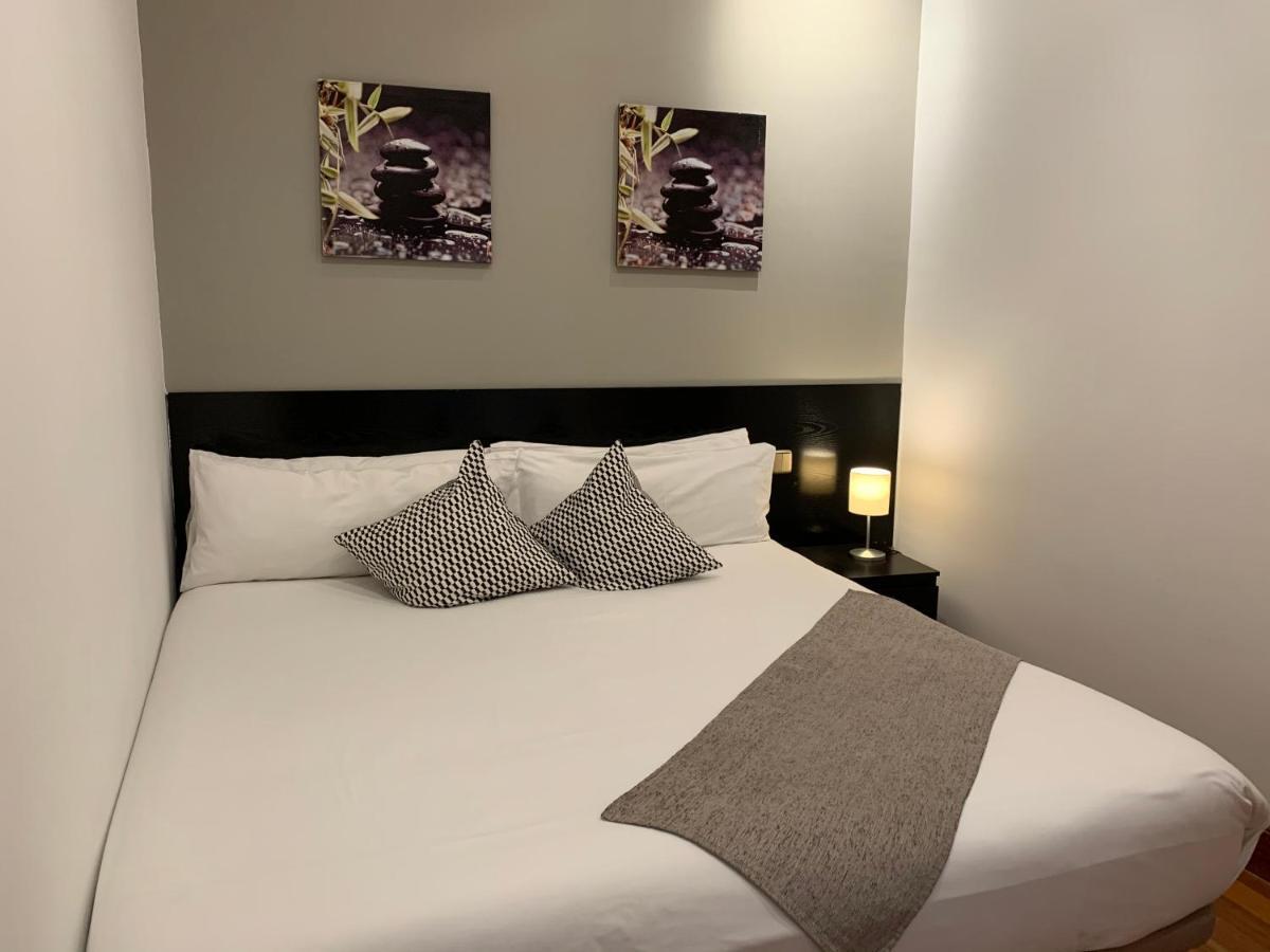 New Point Madrid Apartments Екстер'єр фото