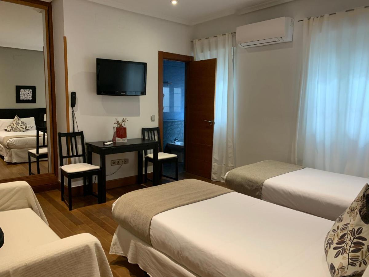 New Point Madrid Apartments Екстер'єр фото