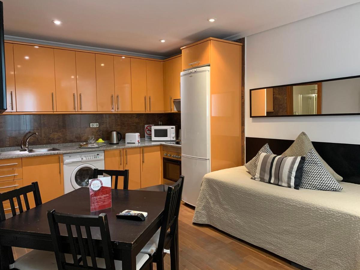 New Point Madrid Apartments Екстер'єр фото