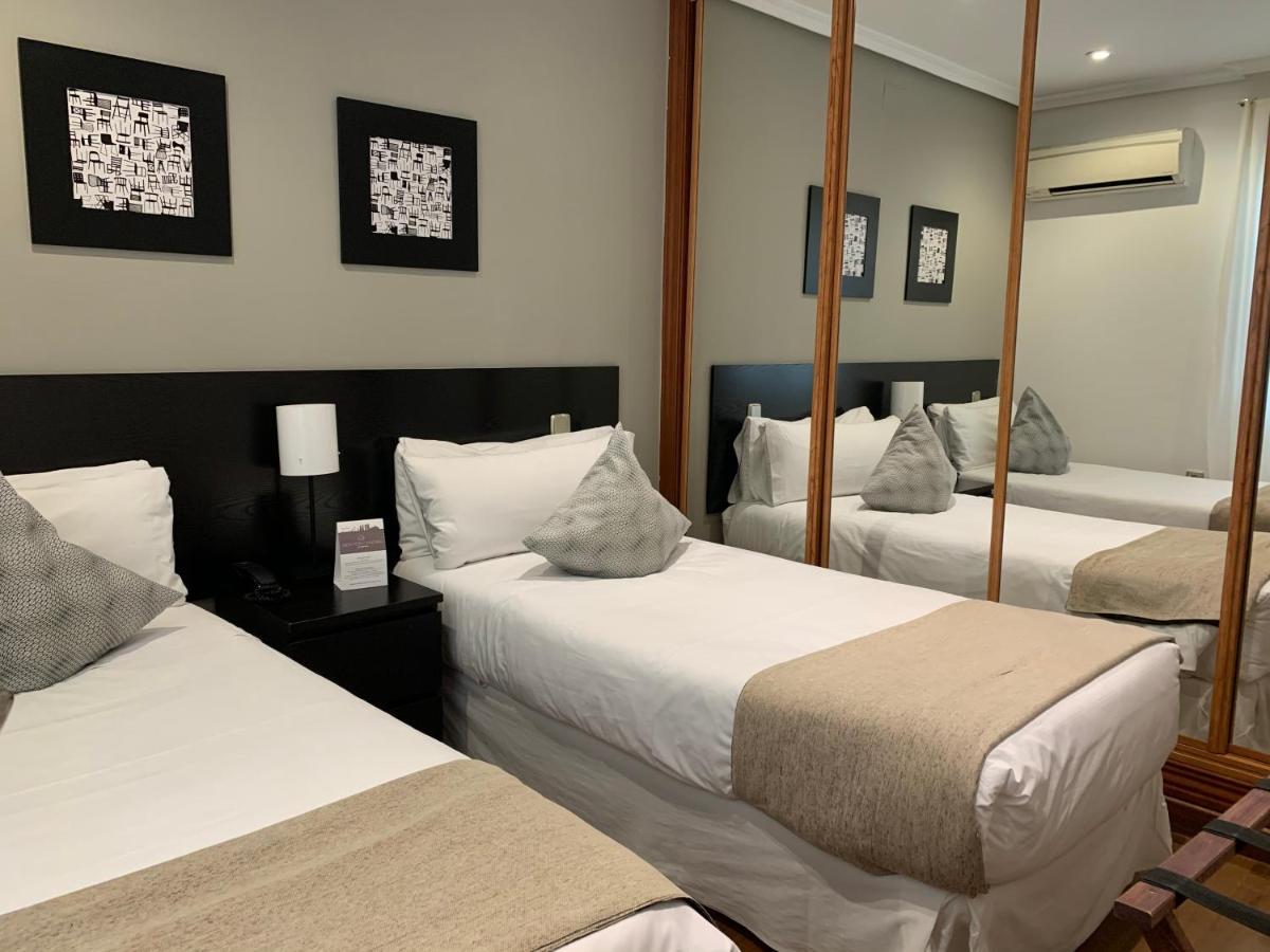 New Point Madrid Apartments Екстер'єр фото