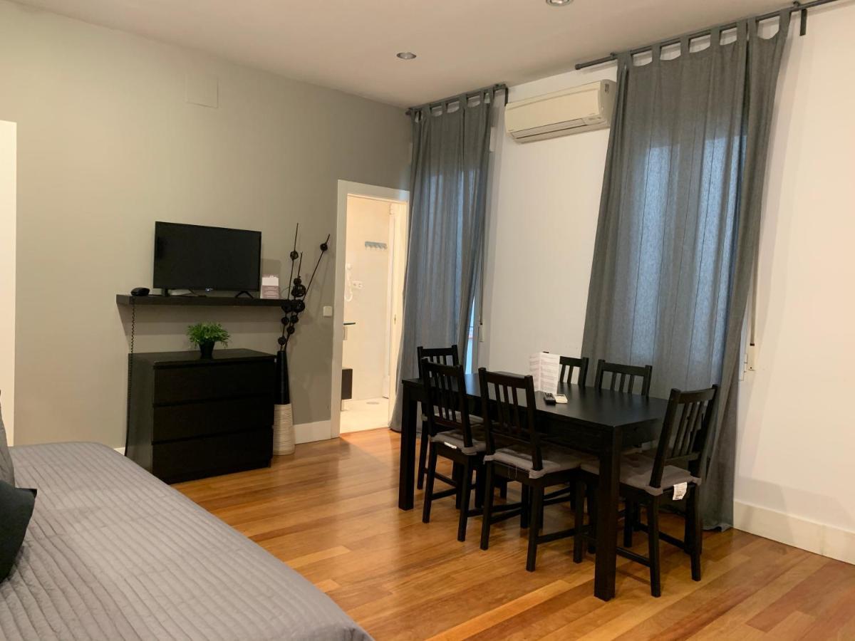 New Point Madrid Apartments Екстер'єр фото
